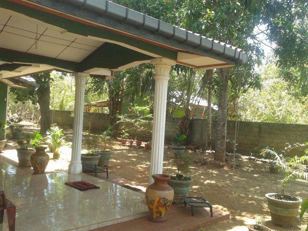 Elephant Safari Lodge Sigiriya Junction ハバラナ エクステリア 写真