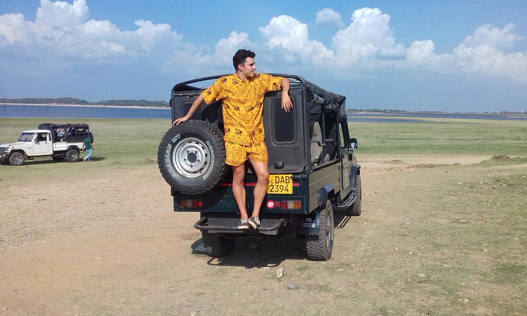 Elephant Safari Lodge Sigiriya Junction ハバラナ エクステリア 写真
